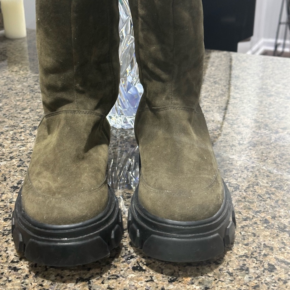 FARM Rio Embroidered Olive Boots - Picture 2 of 14